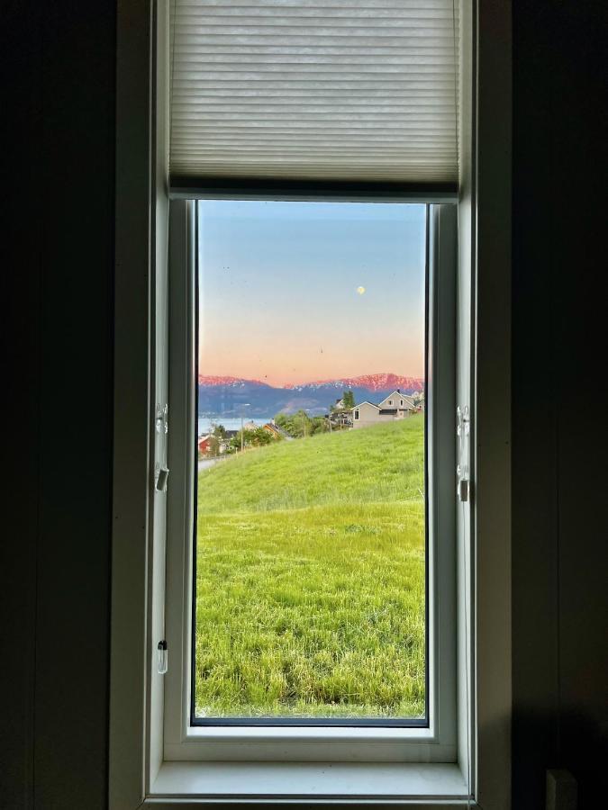 Holiday home Hardangerfjord View - Luxury Fjord-side